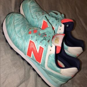 Women’s New Balance Shoes!